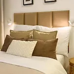 Nook I Airport Apartamento Bratislava