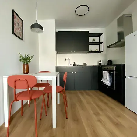 Nook I Airport Apartment Bratislava